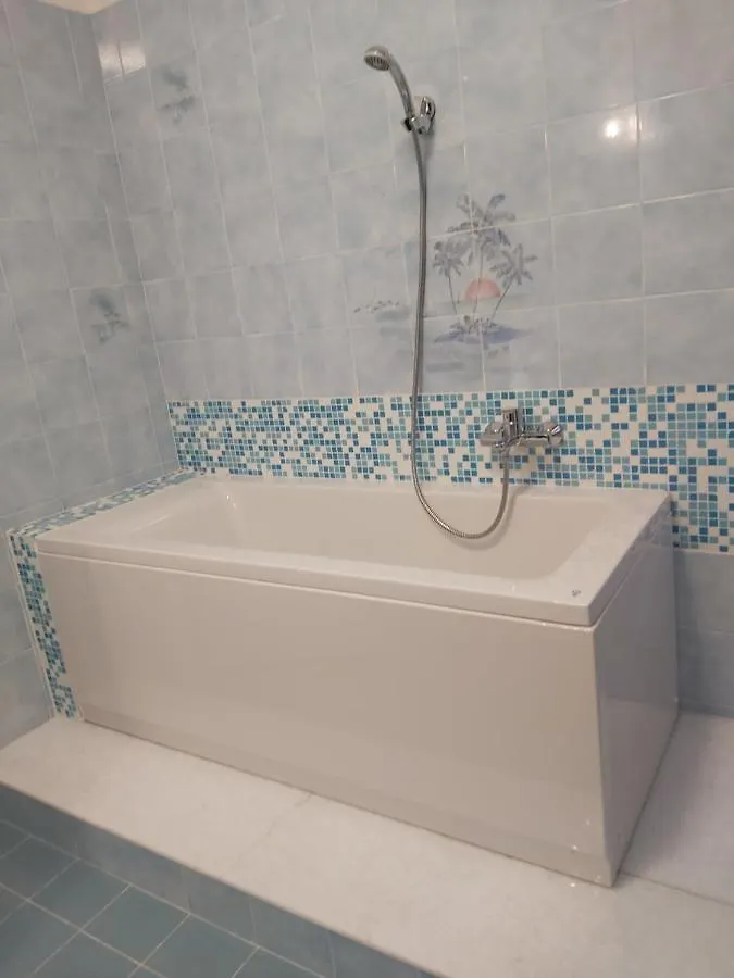 Beach House Piombino 0*,  Italien