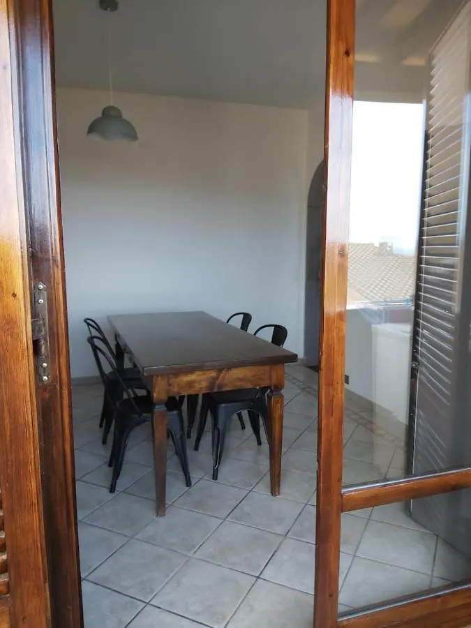 Beach House Piombino 0*,